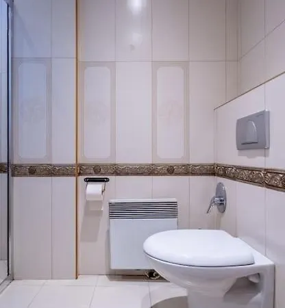 Stylish - 2bdr, 2bthr+ Free Parking *