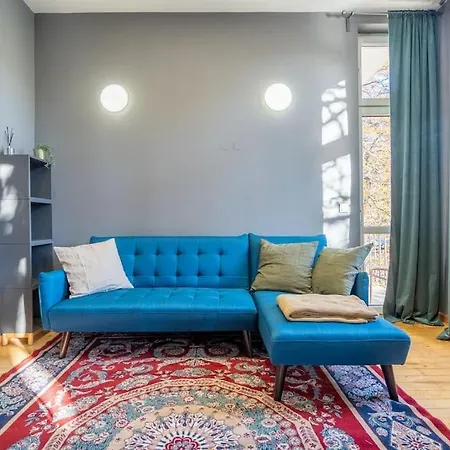 Stylish - 2bdr, 2bthr+ Free Parking Sofia