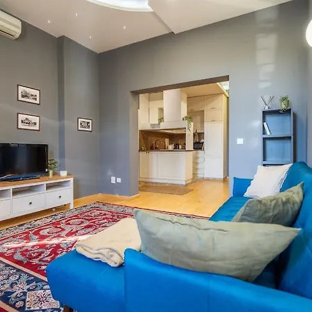 Stylish - 2bdr, 2bthr+ Free Parking Sofia