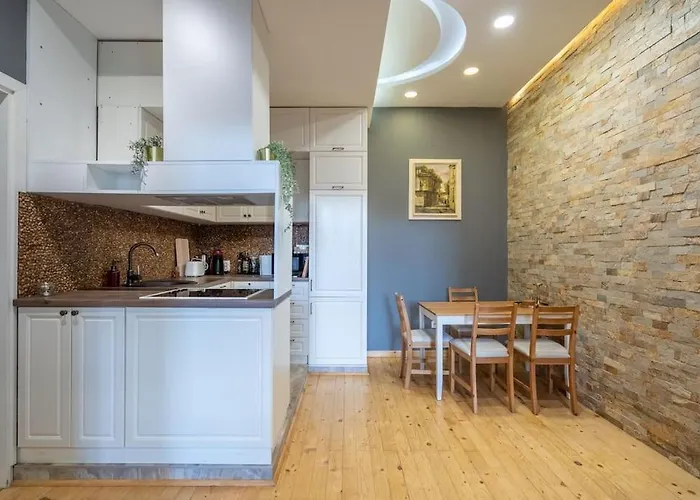 Lejlighed Stylish - 2bdr, 2bthr+ Free Parking *